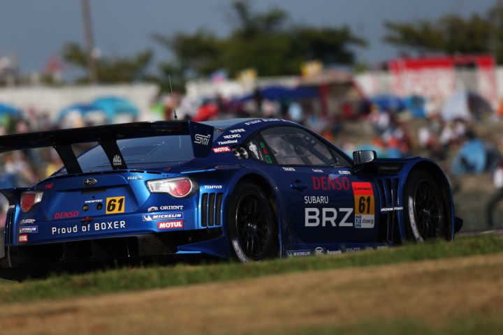 決勝レース: SUBARU BRZ R&D SPORT（山野哲也／佐々木孝太／井口卓人組）