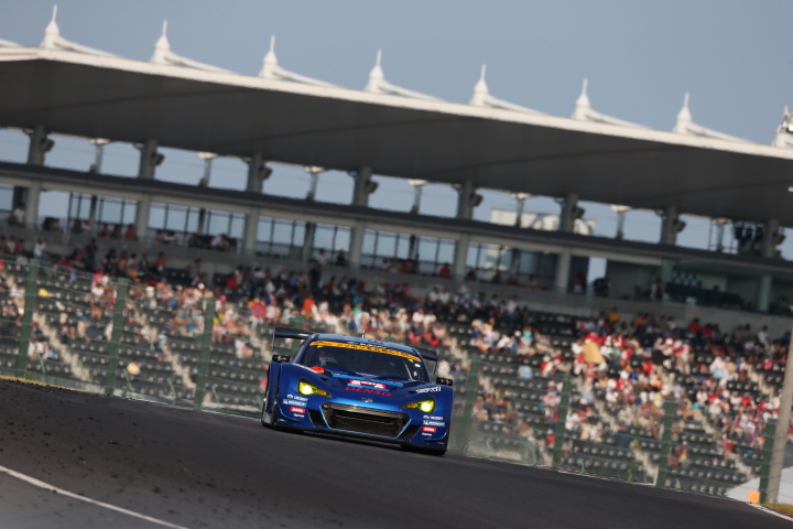 決勝レース: SUBARU BRZ R&D SPORT（山野哲也／佐々木孝太／井口卓人組）