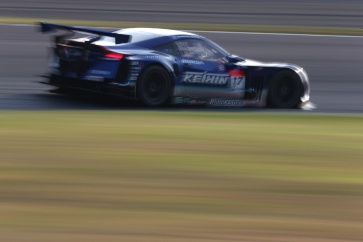 決勝レース: KEIHIN HSV-010（塚越広大／金石年弘組）
