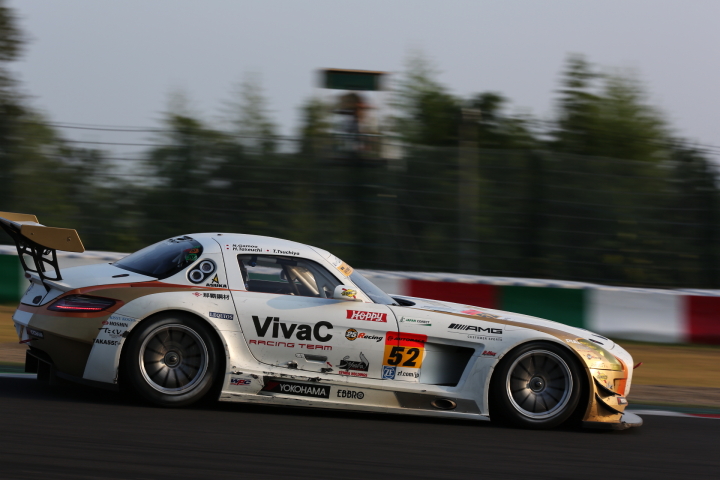 決勝レース: OKINAWA-IMP SLS（竹内浩典／土屋武士／蒲生尚弥組）