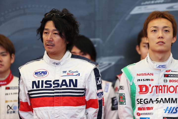 ニスモフェスティバル: 近藤真彦監督（左）安田裕信（右）