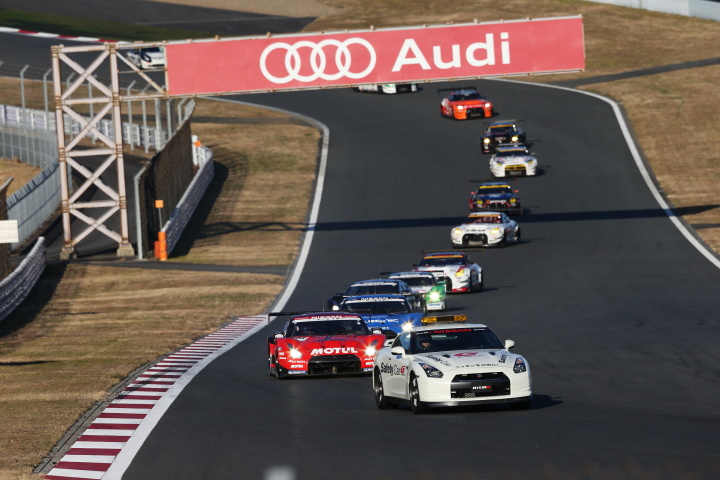 ニスモフェスティバル: 日産レーシングカー総出で開催されたNISMO GP ２０１３