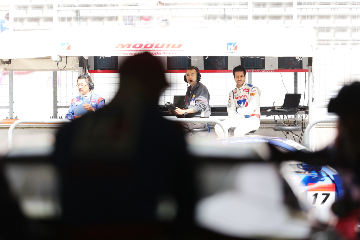 公式練習: フレデリック・マコヴィッキィ（GT500:ウイダー モデューロ HSV-010）