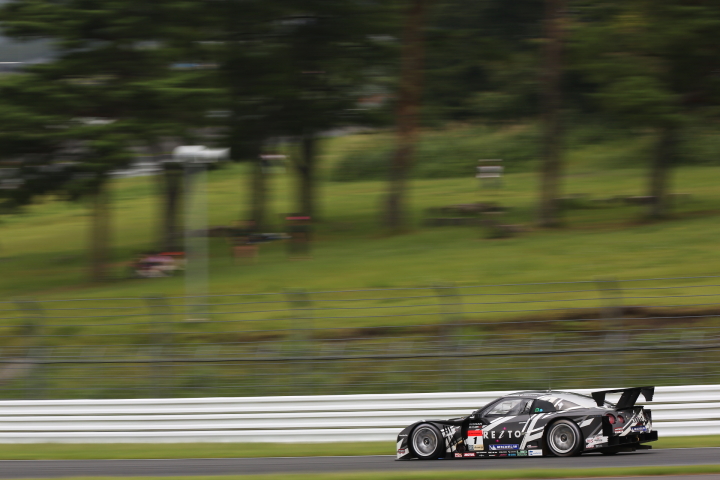 公式練習: GT500:REITO MOLA GT-R（本山哲／関口雄飛組）