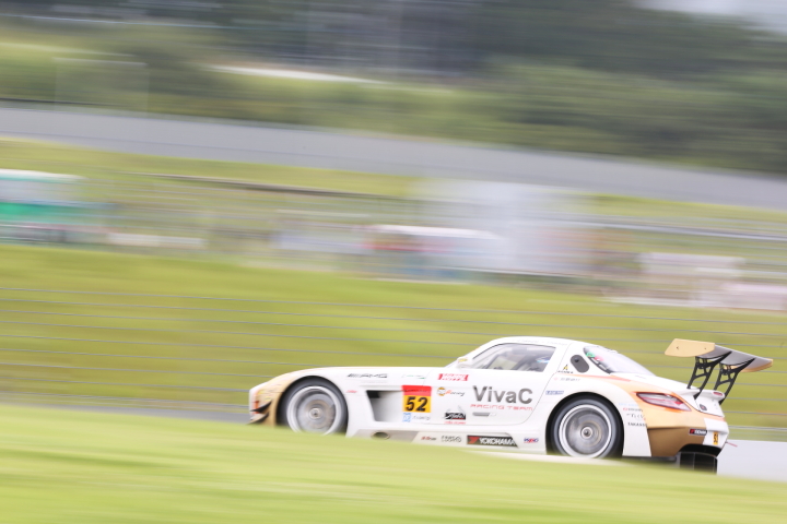 公式練習: GT300:OKINAWA-IMP SLS（竹内浩典／土屋武士組）