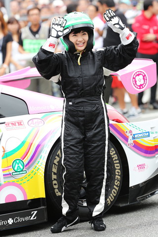 ピットウォーク: ももいろクローバーZ