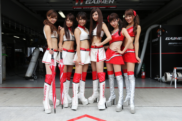 ピットウォーク: レースクイーン