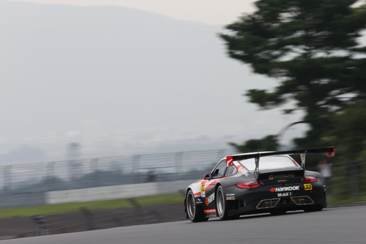 ノックアウト予選Q1: 影山正美（GT300:HANKOOK PORSCHE）