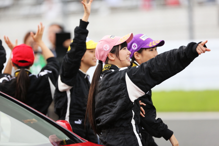 ももいろクローバーZ