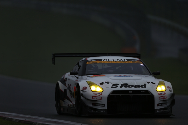 フリー走行: GT300:S Road NDDP GT-R（星野一樹／佐々木大樹組）