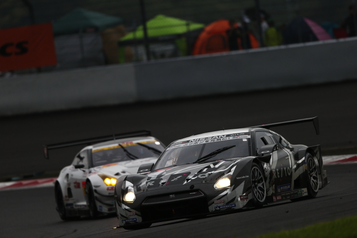 決勝レース: GT500:REITO MOLA GT-R（本山哲／関口雄飛組）