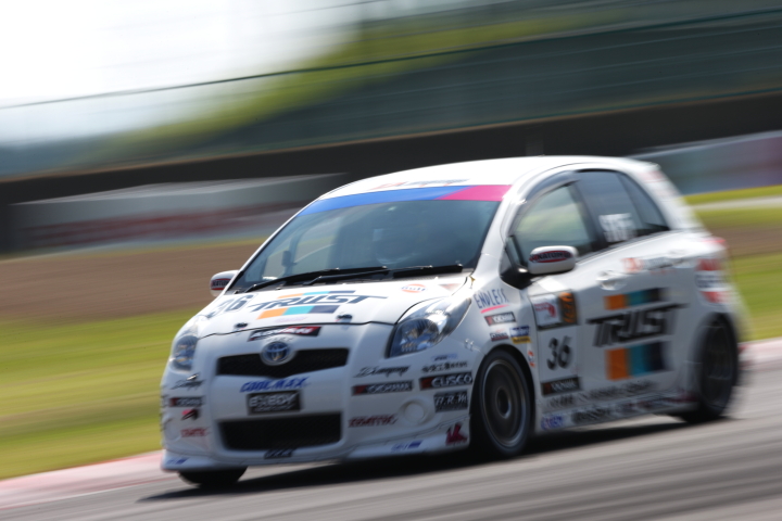 Aドライバー公式予選: 後藤比東至（ST-5:エンドレスアドバントラストヴィッツ）