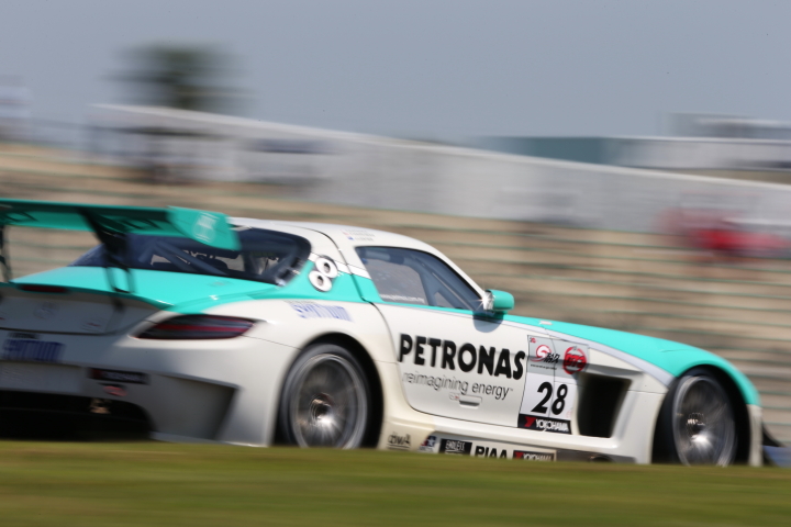 Bドライバー公式予選: ジョノ・レスター（GT3:PETRONAS SYNTIUM SLS AMG GT3）