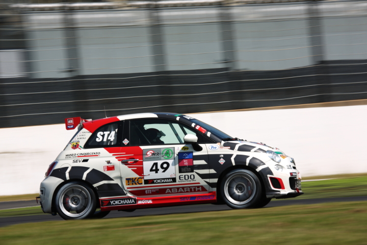 Bドライバー公式予選: 檜井保孝（ST-4:ADFS アバルト 695 アセットコルセ）