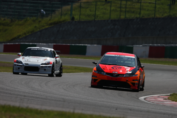 Cドライバー公式予選: 長野賢也（ST-4:TRACY SPORTS ings S2000）と藤田弘幸（ST-4:オートバックス.GLORY-R.FN2）