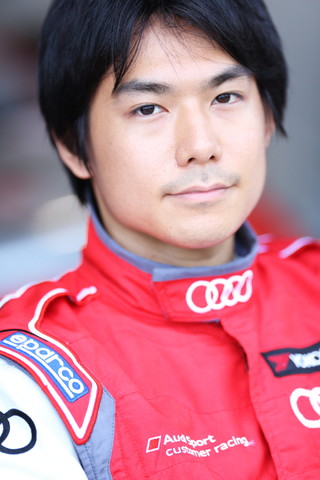 ピットウォーク: 湯澤翔平（GT3:もり山 R8 LMS ultra からあげ）