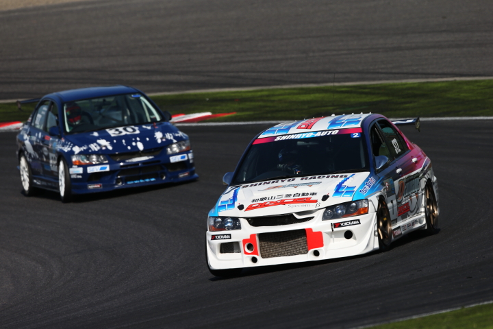 第1レース: 藤井芳樹（ST-2:新菱オート☆J-ROCKエボIX）