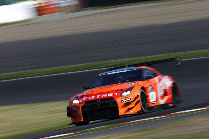 第1レース: 青木孝行（GT3:GTNET ADVAN NISSAN GT-R）