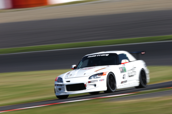 第1レース: 井入宏之（ST-4:TRACY SPORTS ings S2000）