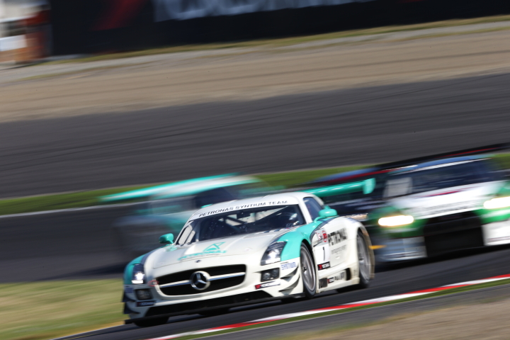 第1レース: 谷口信輝（GT3:PETRONAS SYNTIUM SLS AMG GT3）