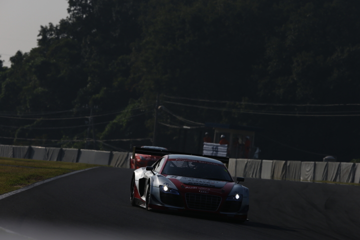 フリー走行: GT3:もり山 R8 LMS ultra からあげ（荒聖治／湯澤翔平組）