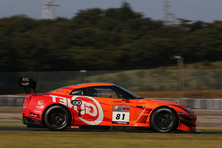 フリー走行: GT3:GTNET ADVAN NISSAN GT-R（青木孝行／尾本直史組）