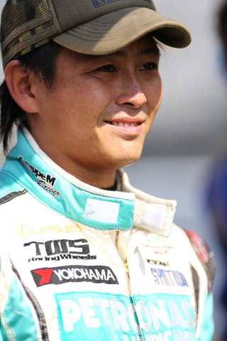 第2レース: 吉本大樹（ST-3:PETRONAS TWS GS350）