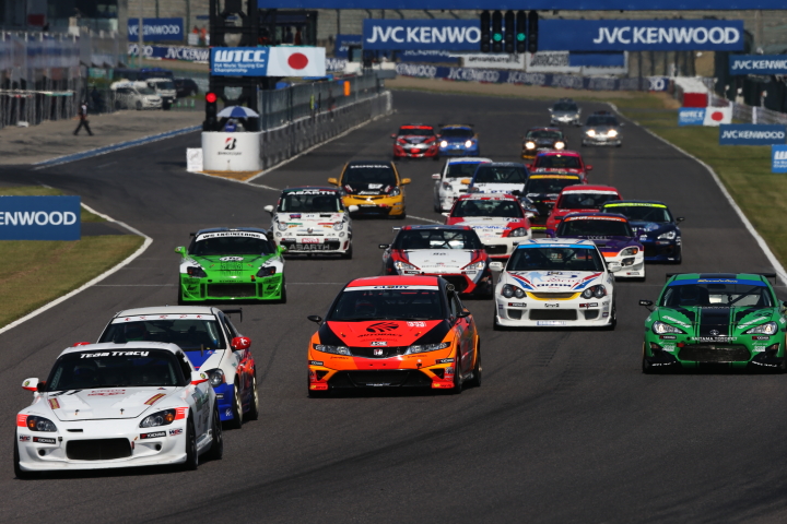 第2レース: 第2グループ（ST-4,ST-5）のスタートシーン