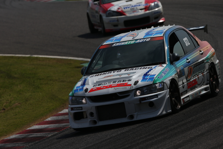 第2レース: 白坂卓也（ST-2:新菱オート☆DIXCELエボIX）