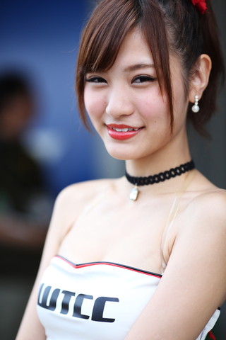 ピットウォーク: レースクイーン