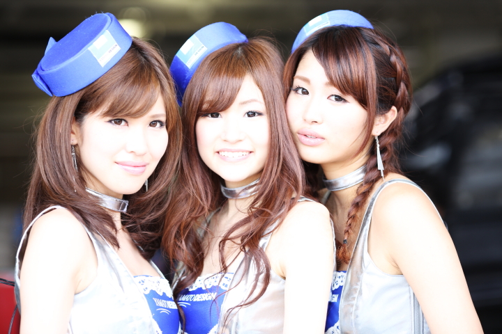 ピットウォーク: レースクイーン