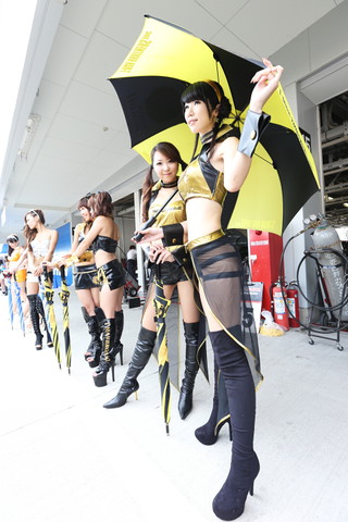 ピットウォーク: レースクイーン