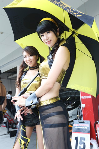 ピットウォーク: レースクイーン