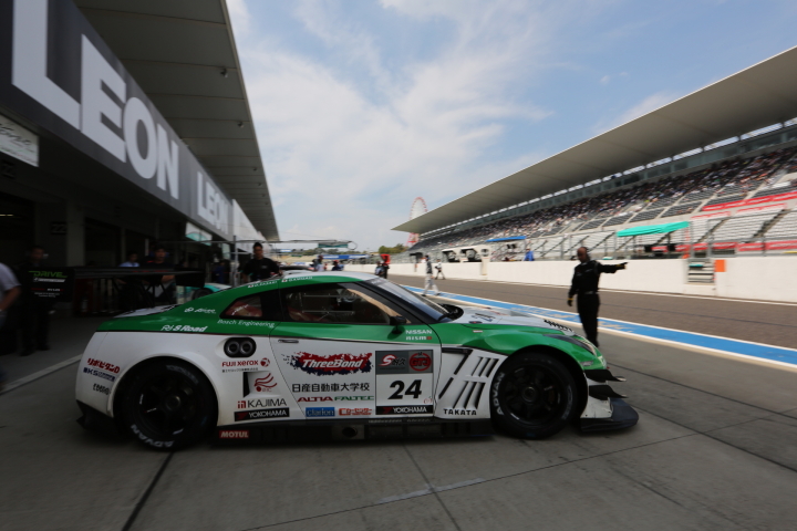 第3レース: 佐々木大樹（GT3:スリーボンド 日産自動車大学校 GT-R）