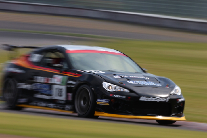 第3レース: 浅野武夫（ST-4:コスモソニック・FK・ings・FT86）