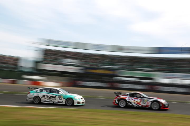 第3レース: 佐々木雅弘（ST-3:asset テクノ Z34） vs 脇阪薫一（ST-3:PETRONAS TWS GS350）