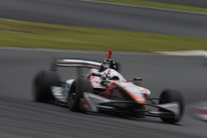 平手晃平（P.MU/CERUMO·INGING）