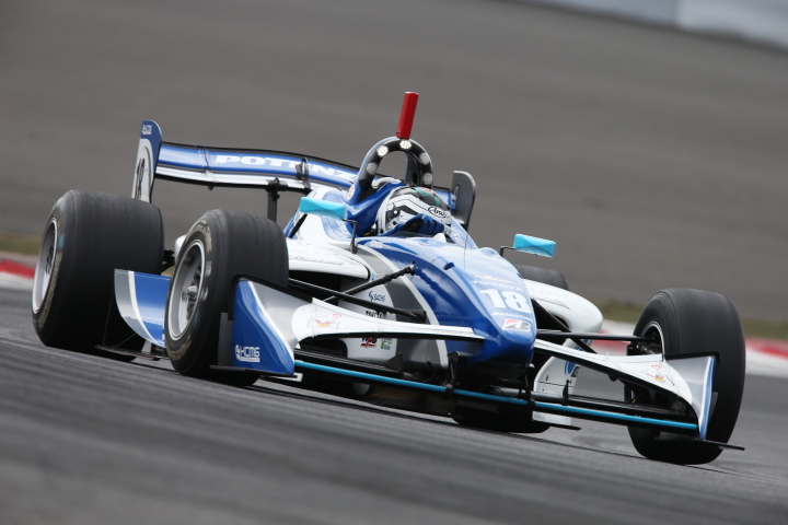 リチャード・ブラッドレ―（KCMG）