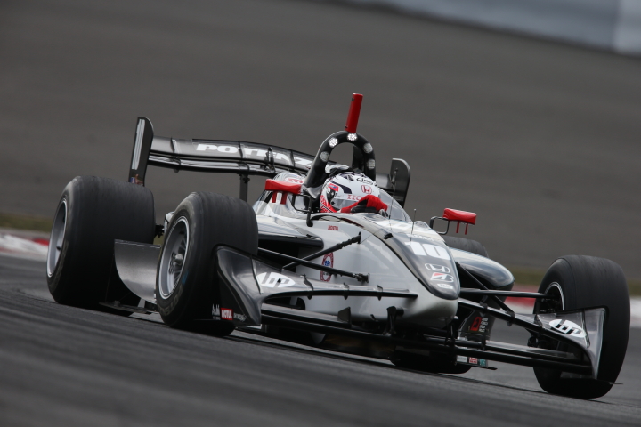 塚越広大（HP REAL RACING）