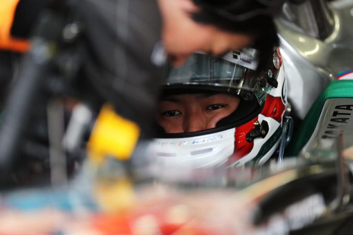 平手晃平（P.MU/CERUMO·INGING）