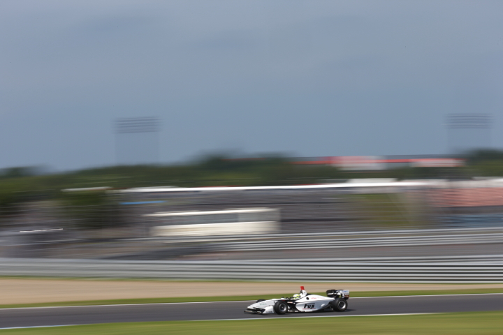 フリー走行1回目: 	安田裕信（KONDO RACING）