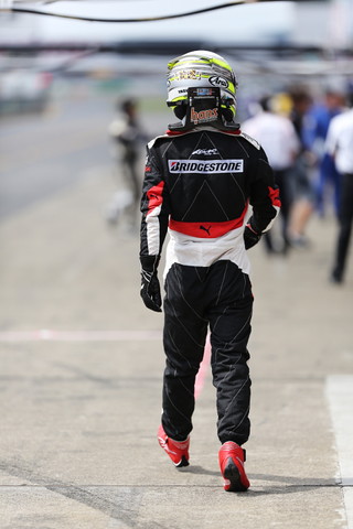 公式予選: 安田裕信（KONDO RACING）