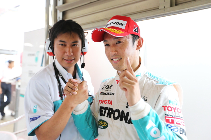 公式予選: ポールポジションを獲得した中嶋一貴（PETRONAS TEAM TOM’S）