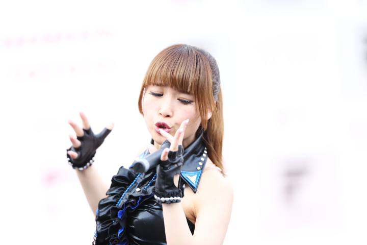 前夜祭:  KAMEN RIDER GIRLS スペシャルライブステージ