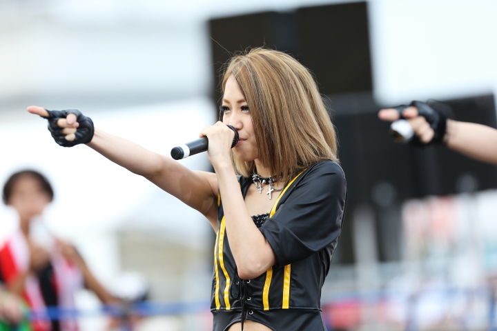 前夜祭:  KAMEN RIDER GIRLS スペシャルライブステージ