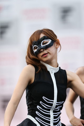 前夜祭: SHOCKER GIRLS スペシャルライブステージ