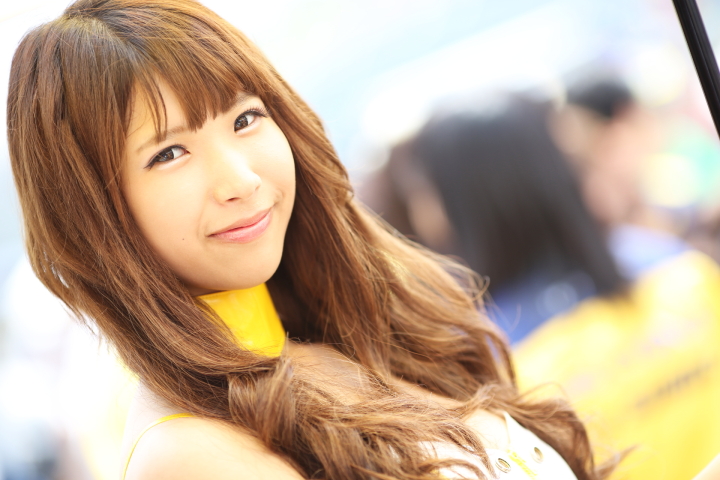 決勝日ピットウォーク: レースクイーン