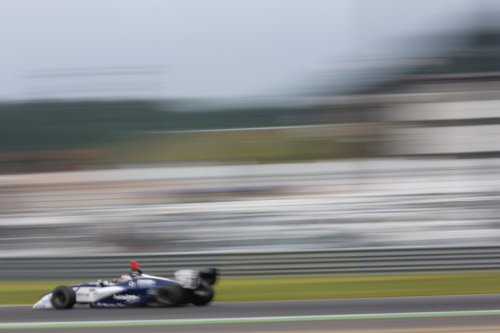 決勝レース: 中嶋大祐（NAKAJIMA RACING）