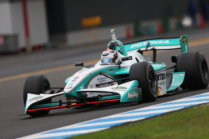 決勝レース: アンドレ・ロッテラー（PETRONAS TEAM TOM’S）