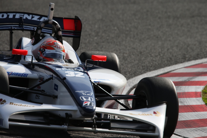 フリー走行: 小暮卓史（NAKAJIMA RACING）